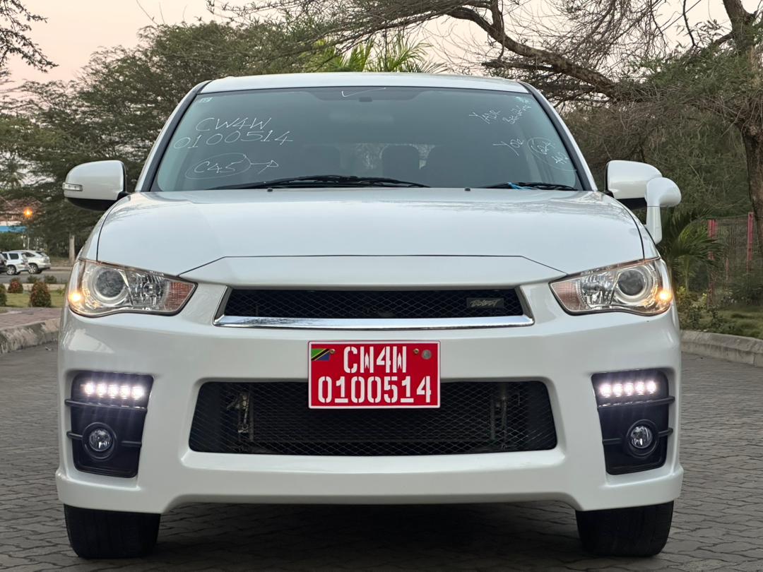 MITSUBISHI OUTLANDER ROADEST